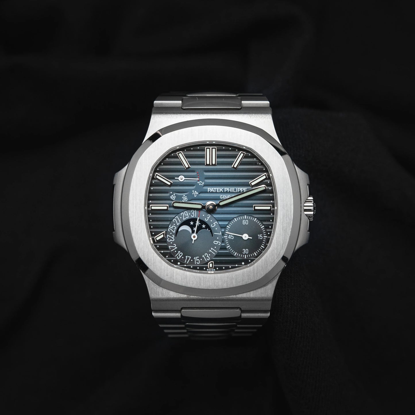 Patek Philippe Nautilus Moon Phase 5712